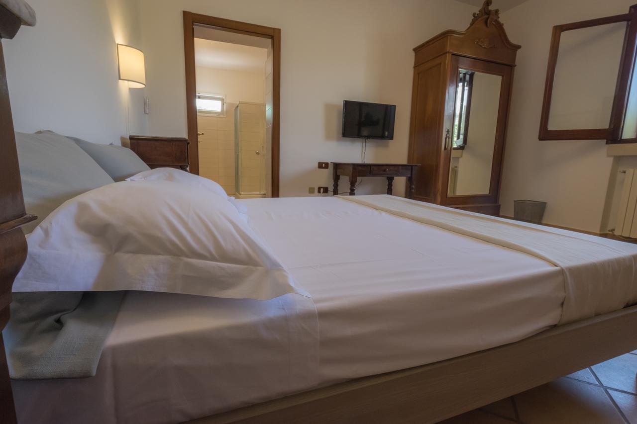 B&B Sestochilometro San Cataldo  Buitenkant foto