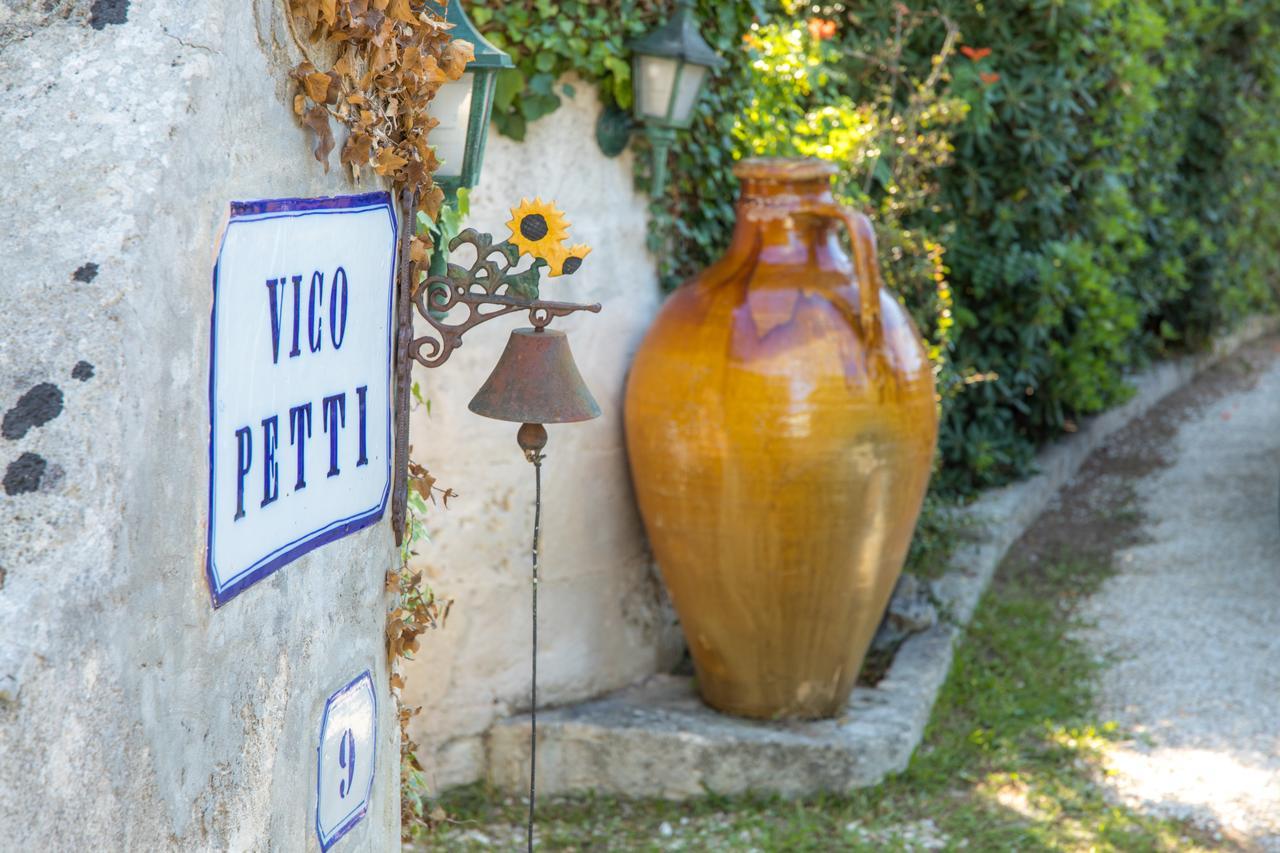 B&B Sestochilometro San Cataldo  Buitenkant foto